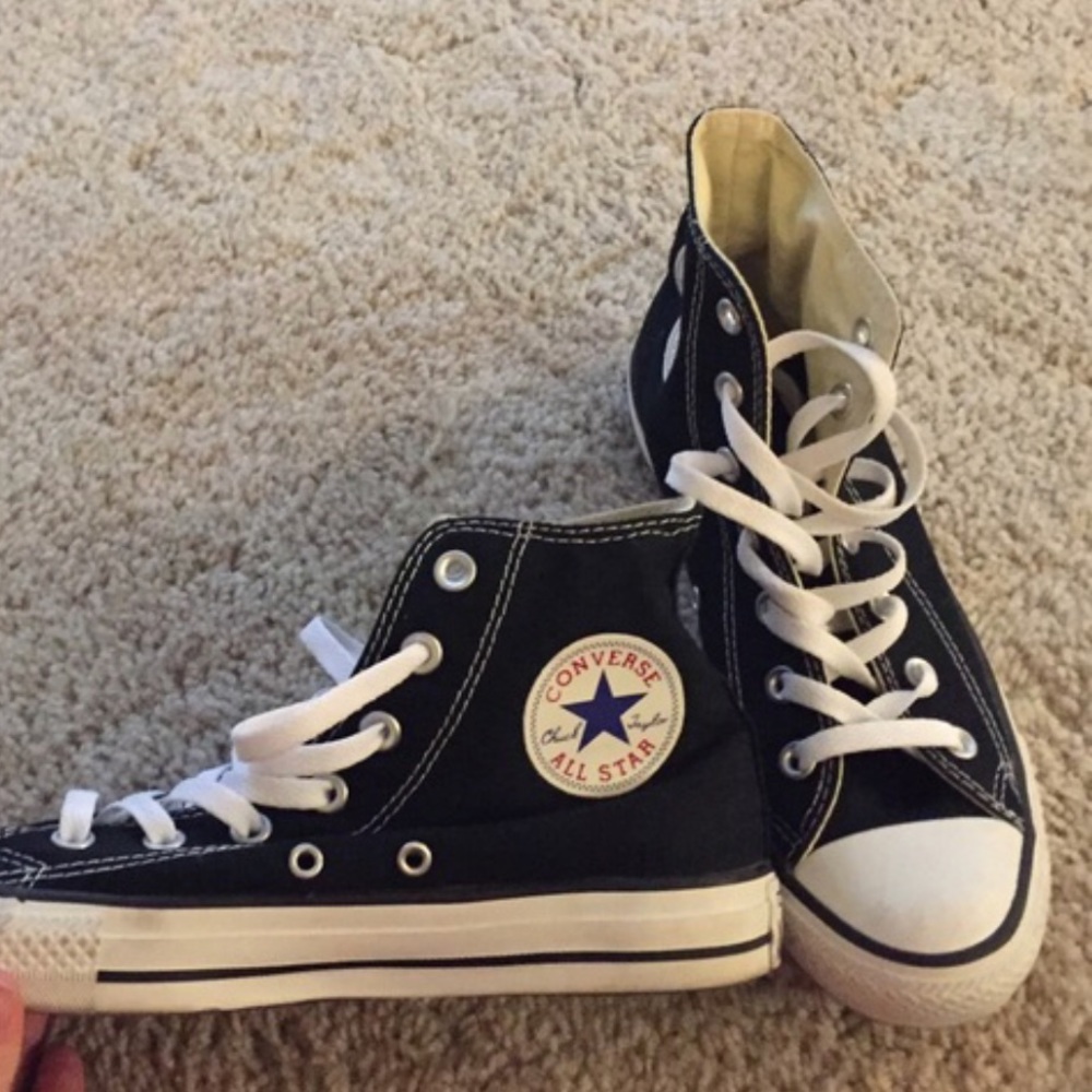 Black high top converse